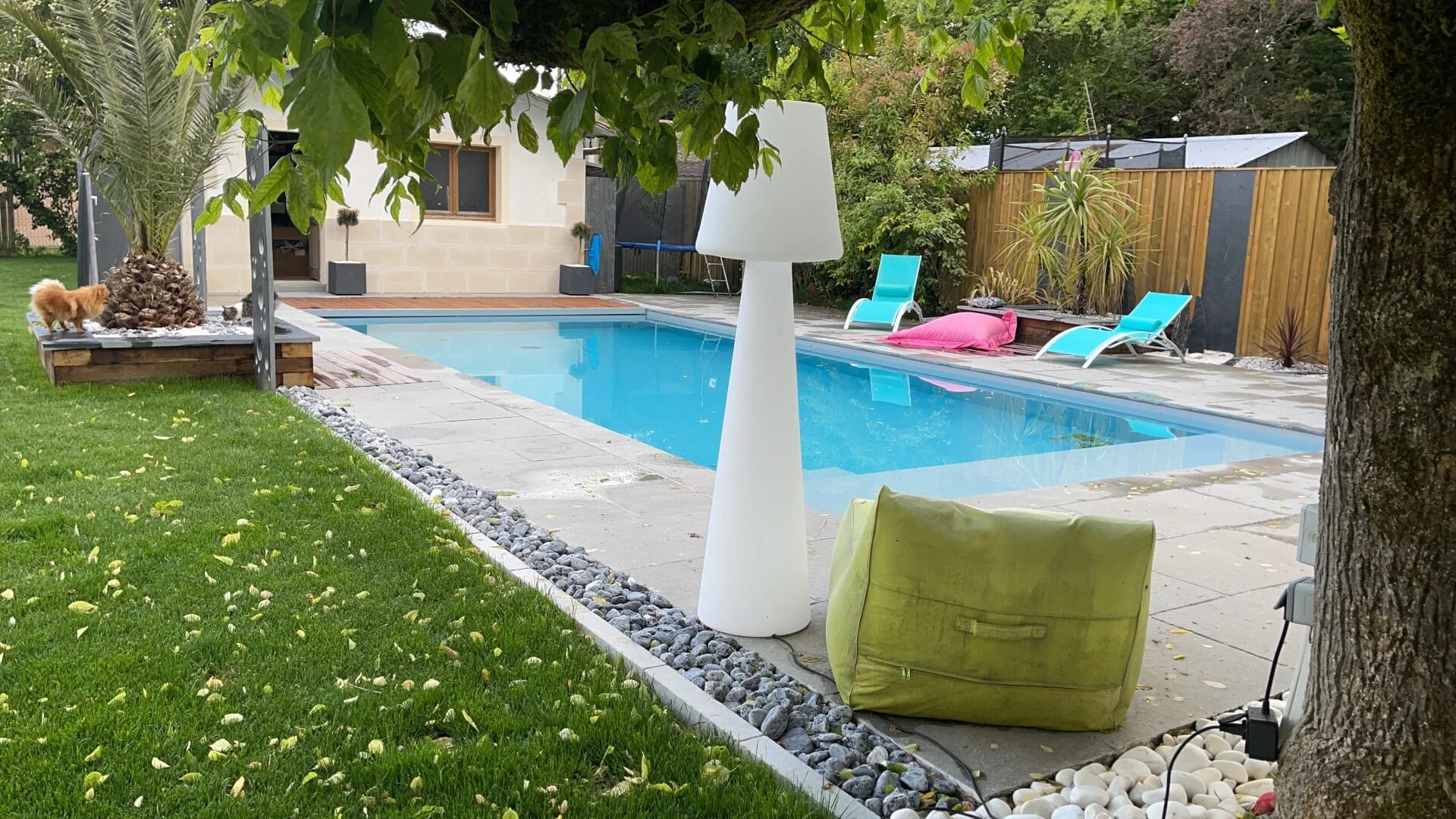 Contour piscine travertin CBDP